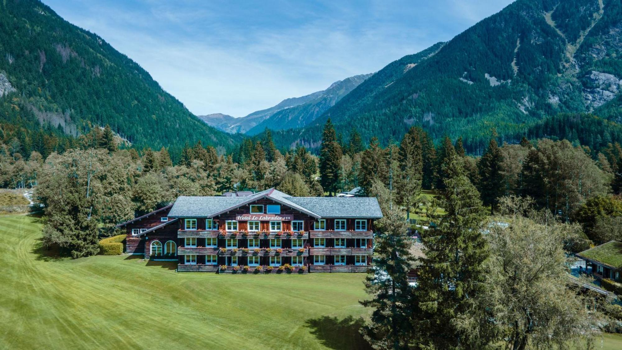 Hotel Le Labrador Шамони Экстерьер фото
