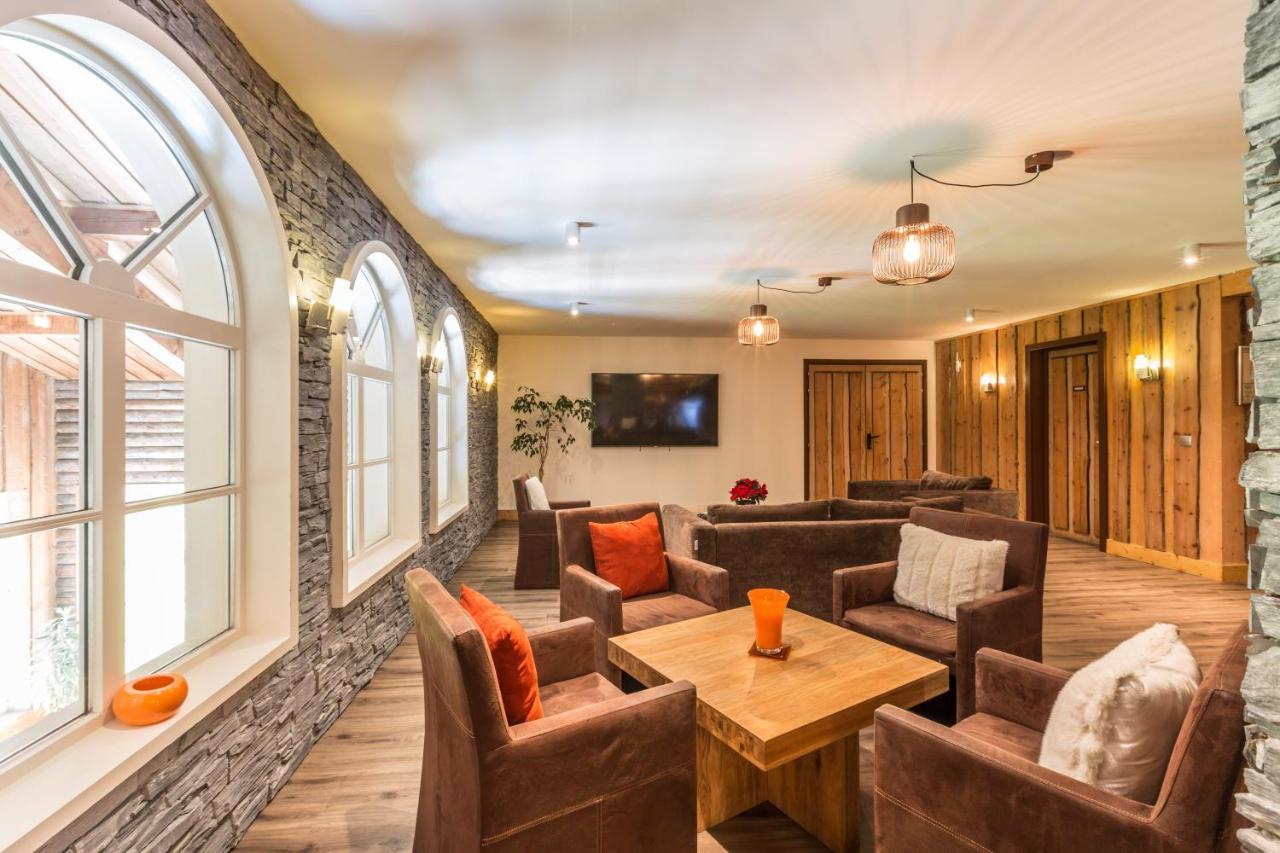 Hotel Le Labrador Шамони Экстерьер фото